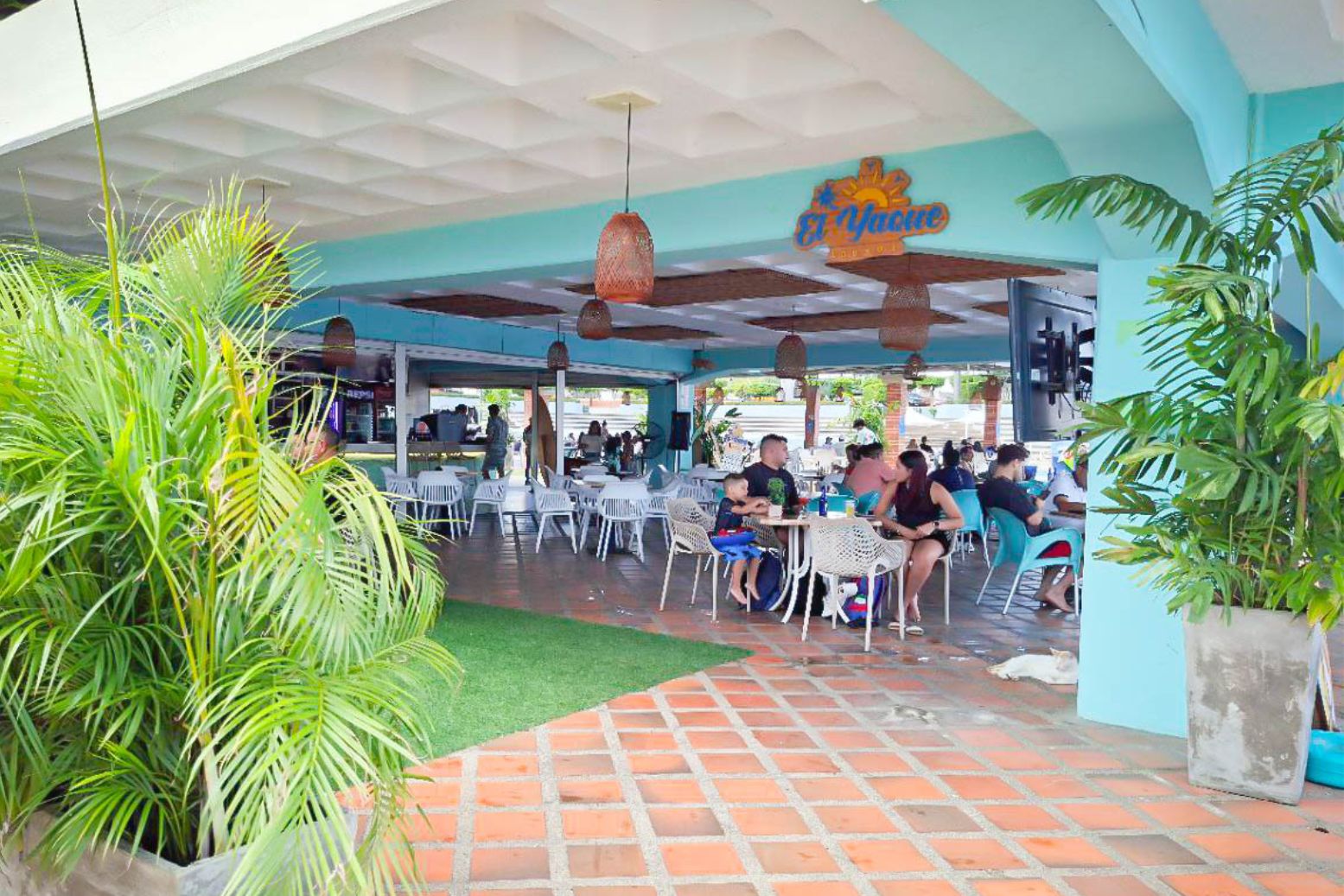 El Yaqué Lounge